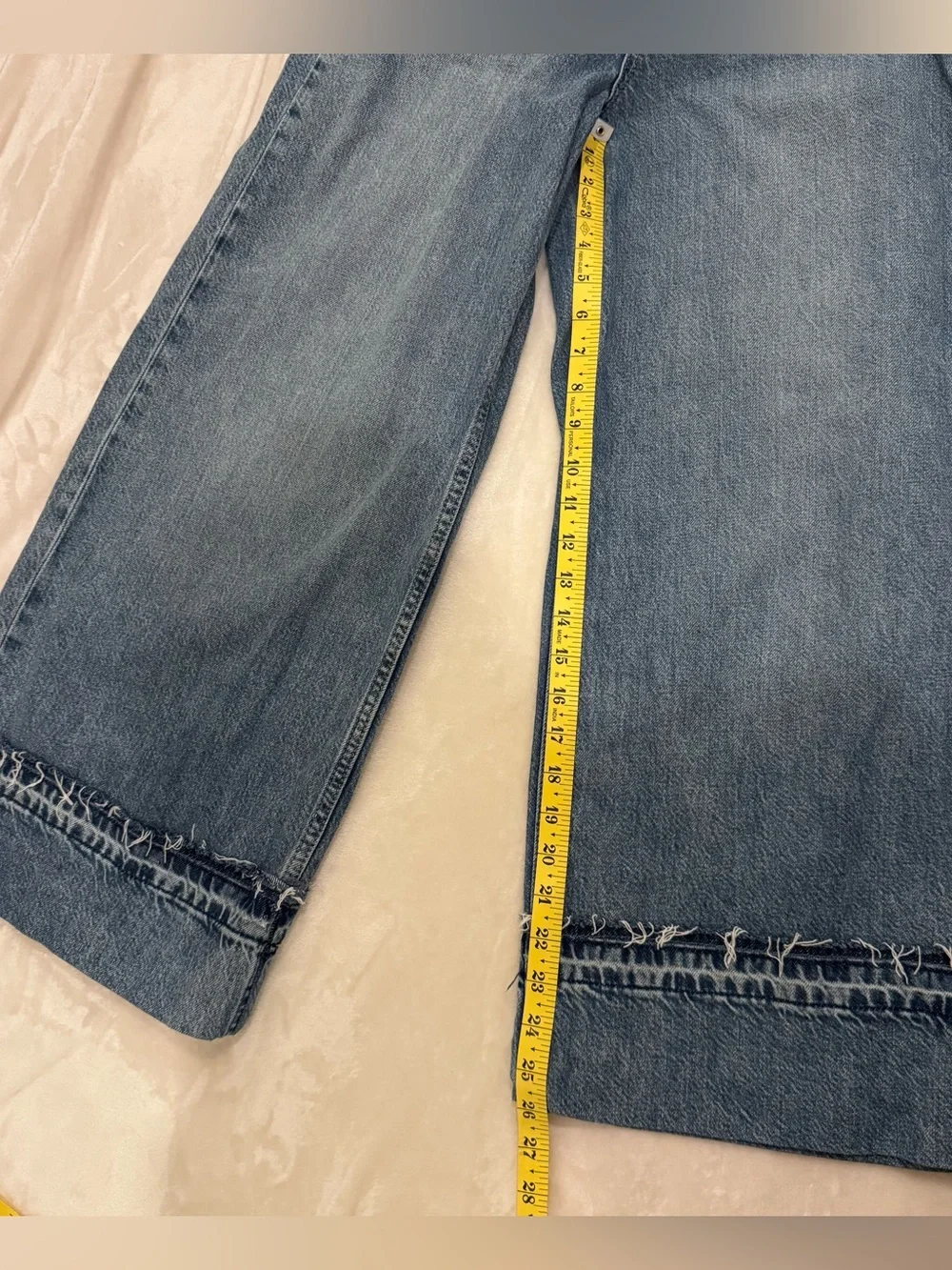 GAP Baggy Mid Rise Wide-Leg Sailor style  Denim Jeans in Light Blue, Size 4P/27 - Picture 3 of 7